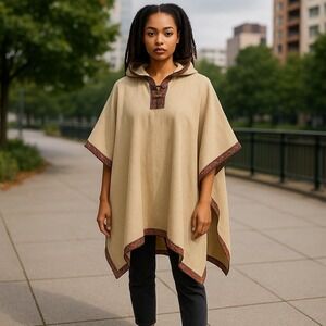 Soapaca Baby Alpaca Wool Hooded Unisex Poncho Handmade Ivory Cream One Size NWOT